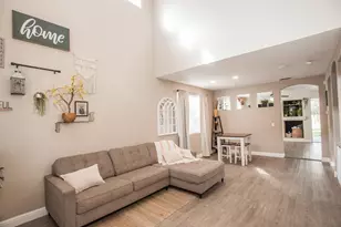 9355 Bennoel Way, Elk Grove, CA 95758 - Photo 13