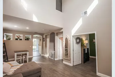 9355 Bennoel Way, Elk Grove, CA 95758 - Photo 9