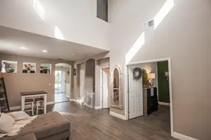 9355 Bennoel Way, Elk Grove, CA 95758 - Photo 9