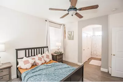 9355 Bennoel Way, Elk Grove, CA 95758 - Photo 45