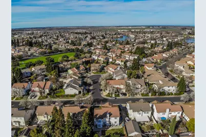 9355 Bennoel Way, Elk Grove, CA 95758 - Photo 63