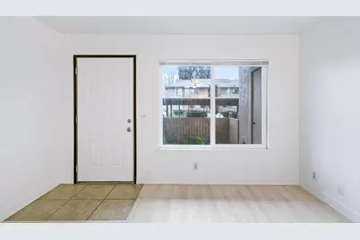 6400 66th Avenue #11, Sacramento, CA 95823 - Photo 17