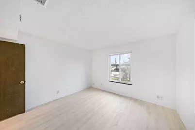 6400 66th Avenue #11, Sacramento, CA 95823 - Photo 31