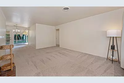 1840 La Jolla Drive, Stockton, CA 95204 - Photo 5