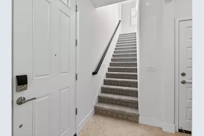 8851 Solo Way, Elk Grove, CA 95757 - Photo 7