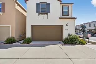 8851 Solo Wy, Elk Grove, CA 95757 - Photo 3