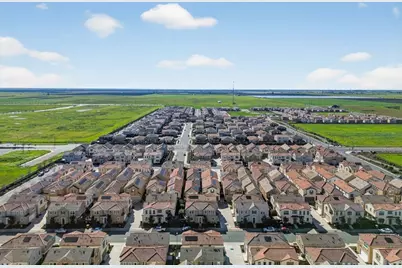 8851 Solo Way, Elk Grove, CA 95757 - Photo 59