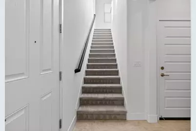 8851 Solo Way, Elk Grove, CA 95757 - Photo 9