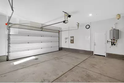 8851 Solo Way, Elk Grove, CA 95757 - Photo 51