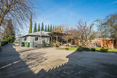 9880 Sheldon Road, Elk Grove, CA 95624 - Photo 45