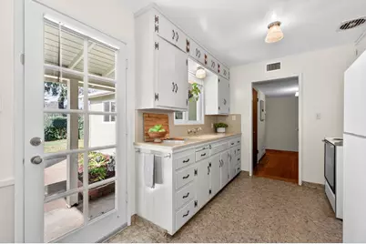 4208 46th Avenue, Sacramento, CA 95824 - Photo 15