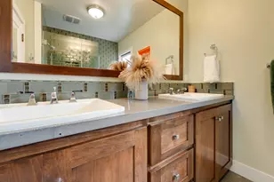 1324 57th St, Sacramento, CA 95819 - Photo 15