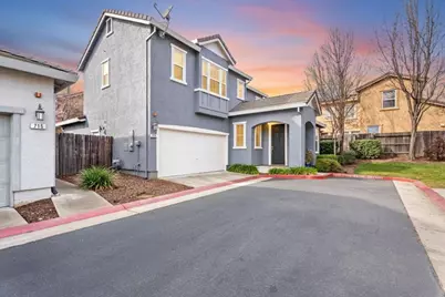 719 Courtyards Loop, Lincoln, CA 95648 - Photo 3