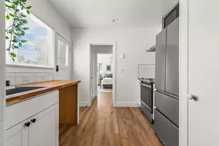 2625 27th St, Sacramento, CA 95818 - Photo 17