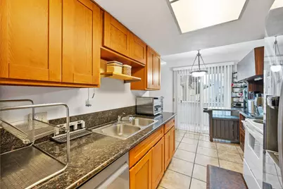 8240 Center Parkway #71, Sacramento, CA 95823 - Photo 15