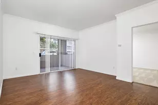 701 Gibson Dr, Roseville, CA 95678 - Photo 3