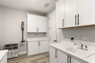 5097 Super Moon Wy, Roseville, CA 95747 - Photo 49