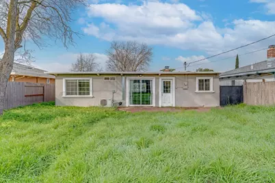 5823 61st Street, Sacramento, CA 95824 - Photo 37