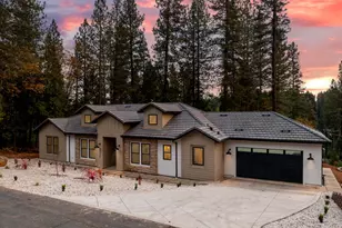 12489 New Brunswick Ct, Grass Valley, CA 95945 - Photo 1