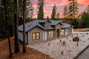 12489 New Brunswick Ct, Grass Valley, CA 95945 - Photo 3