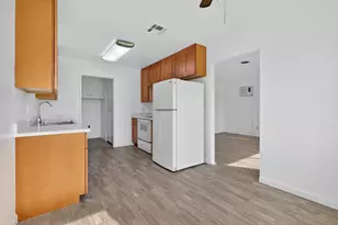 271 Sterling St, Woodbridge, CA 95258 - Photo 13