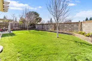 780 Griffey Way, Galt, CA 95632 - Photo 45