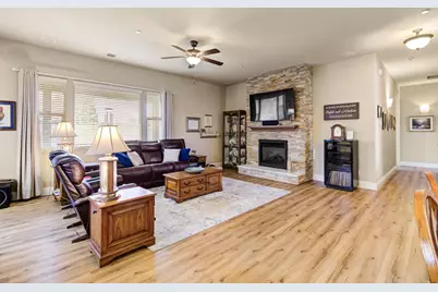 780 Griffey Way, Galt, CA 95632 - Photo 7