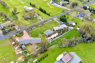 3261 E Calimyrna Rd, Acampo, CA 95220 - Photo 35