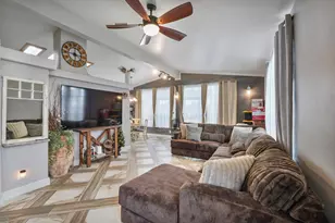 3261 E Calimyrna Rd, Acampo, CA 95220 - Photo 25