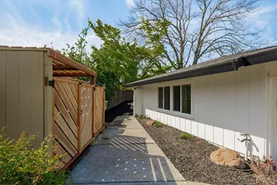 811 Southwick Way, Sacramento, CA 95864 - Photo 49