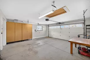 881 Notre Dame Dr, Woodland, CA 95695 - Photo 39