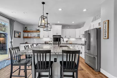 9700 Glacier Creek Way, Elk Grove, CA 95624 - Photo 7