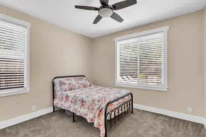 9700 Glacier Creek Way, Elk Grove, CA 95624 - Photo 31