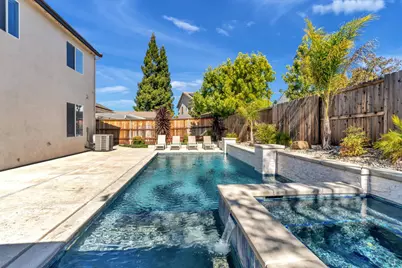 9700 Glacier Creek Way, Elk Grove, CA 95624 - Photo 13