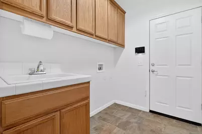 5514 Saxon Way, Riverbank, CA 95367 - Photo 23