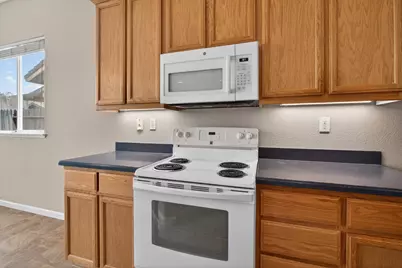 5514 Saxon Way, Riverbank, CA 95367 - Photo 15