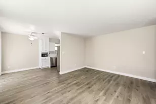 9847 Beachwood Dr, Orangevale, CA 95662 - Photo 3