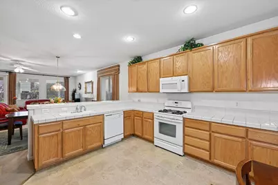 1364 Amaranth Street, Olivehurst, CA 95961 - Photo 19