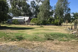 8830 Bradshaw Rd, Elk Grove, CA 95624 - Photo 17