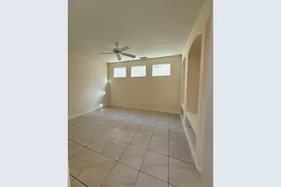 707 Queensland Circle, Stockton, CA 95206 - Photo 5