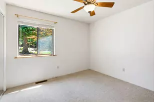 14370 Rollins Park Dr, Grass Valley, CA 95945 - Photo 35
