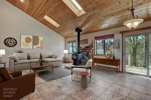 14370 Rollins Park Dr, Grass Valley, CA 95945 - Photo 9