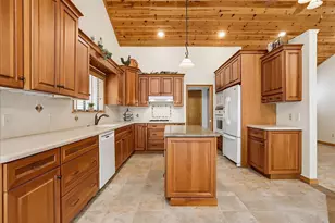 14370 Rollins Park Dr, Grass Valley, CA 95945 - Photo 19