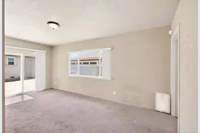 1424 Graffigna Avenue, Lodi, CA 95242 - Photo 19