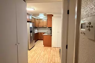 6400 66th Ave, Sacramento, CA 95823 - Photo 11