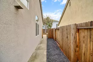 5242 Wyndham Oak Ln, Carmichael, CA 95608 - Photo 55