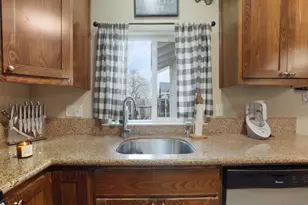 222 Maynell Ave, Modesto, CA 95354 - Photo 13