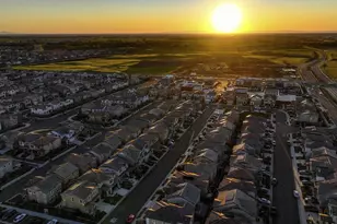 4264 Emerald Gate Ln, Folsom, CA 95630 - Photo 51