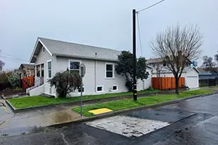 348 W Clay St, Stockton, CA 95206 - Photo 3