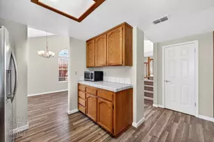 8256 Benjamin Dr, Antelope, CA 95843 - Photo 23